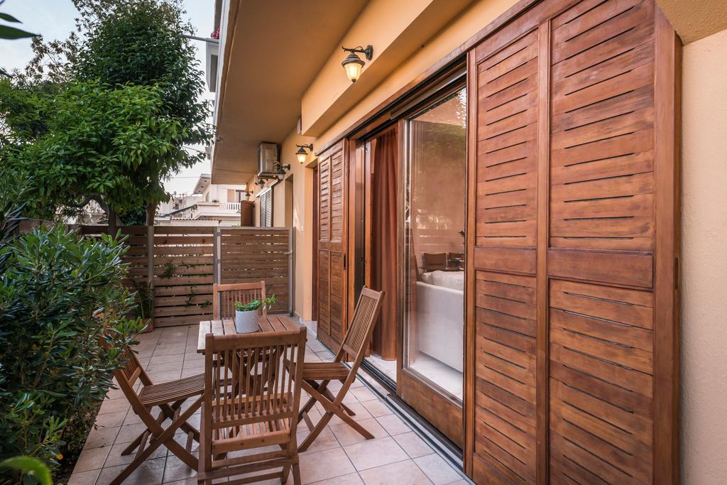Meni'S Home Chrissi Akti Chania Exterior foto